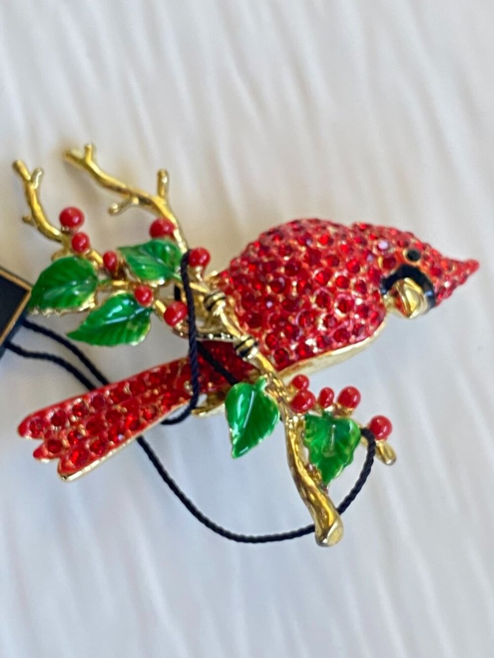 Fifth Avenue FAC Swarovski Crystal Red Cardinal Brooch Pin NWT - Picture 2 of 8